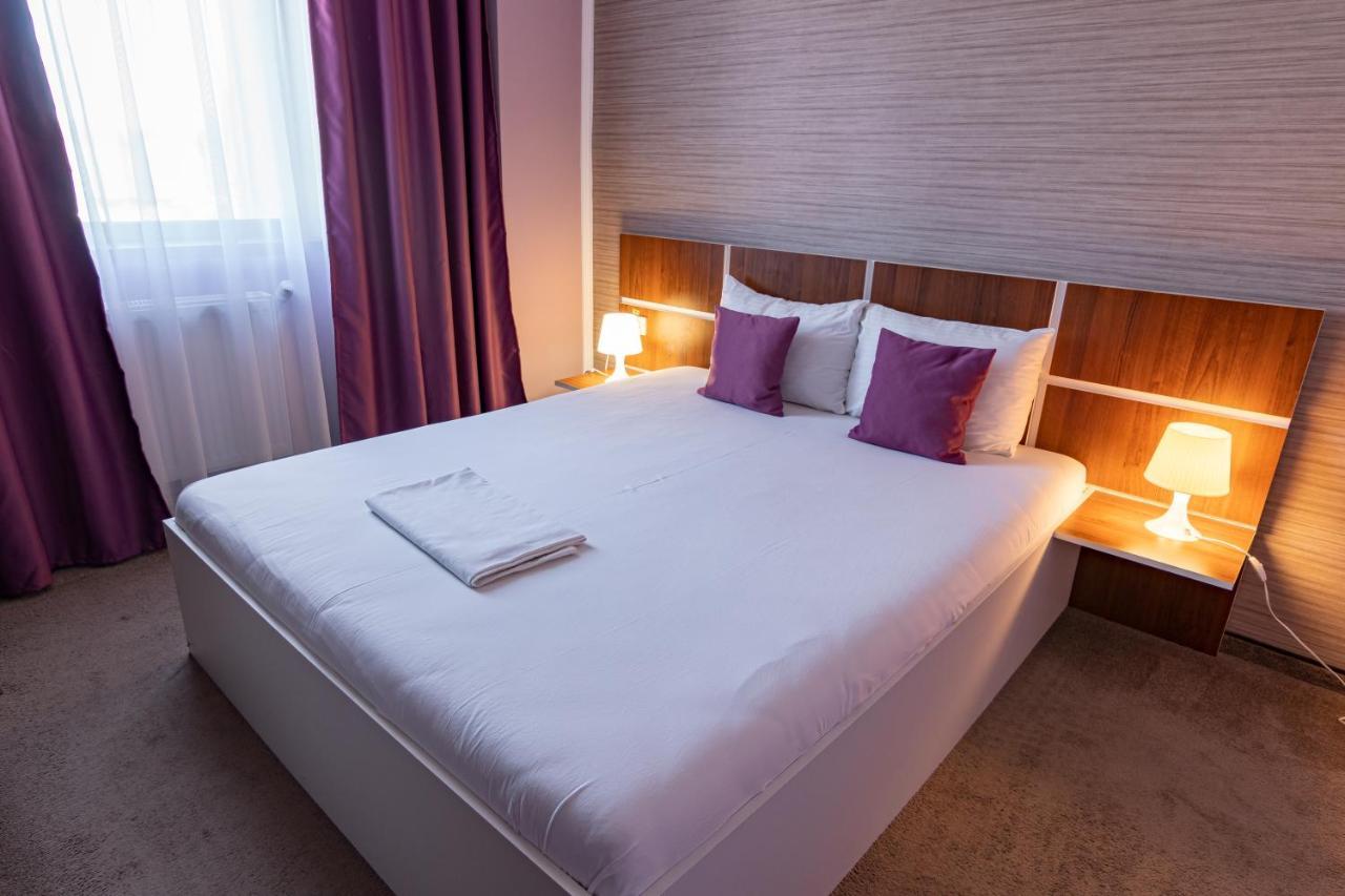 Hotel Bordeaux Галац Екстер'єр фото