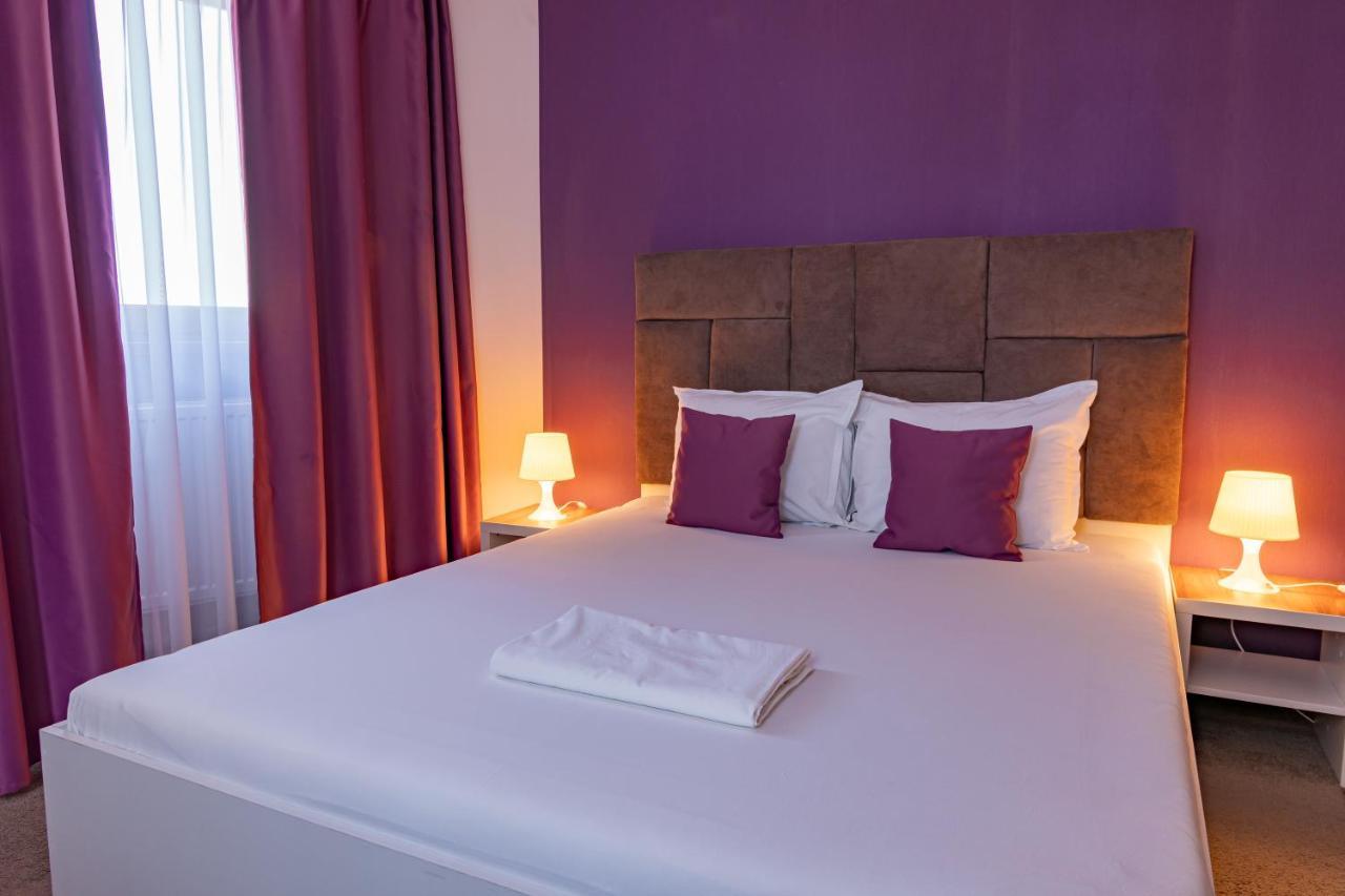 Hotel Bordeaux Галац Екстер'єр фото