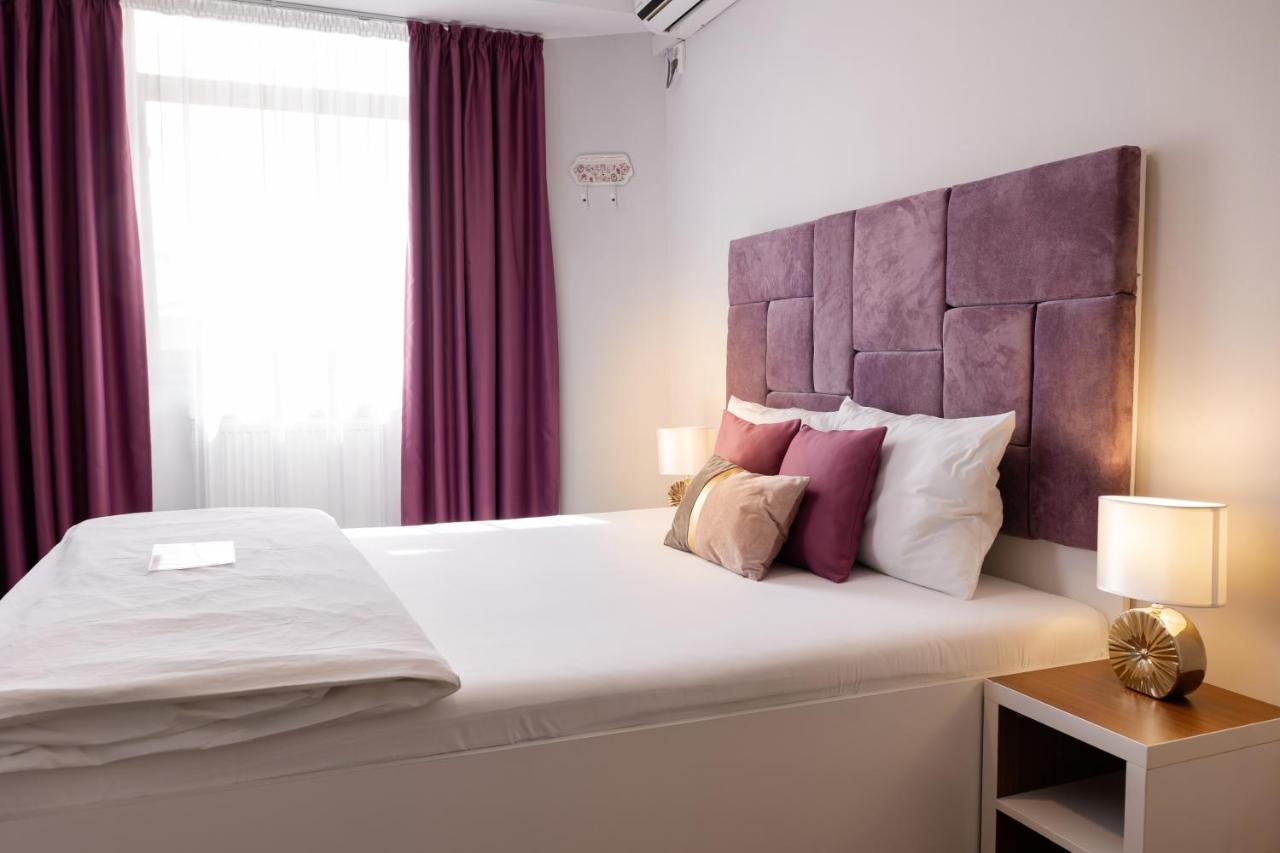 Hotel Bordeaux Галац Екстер'єр фото