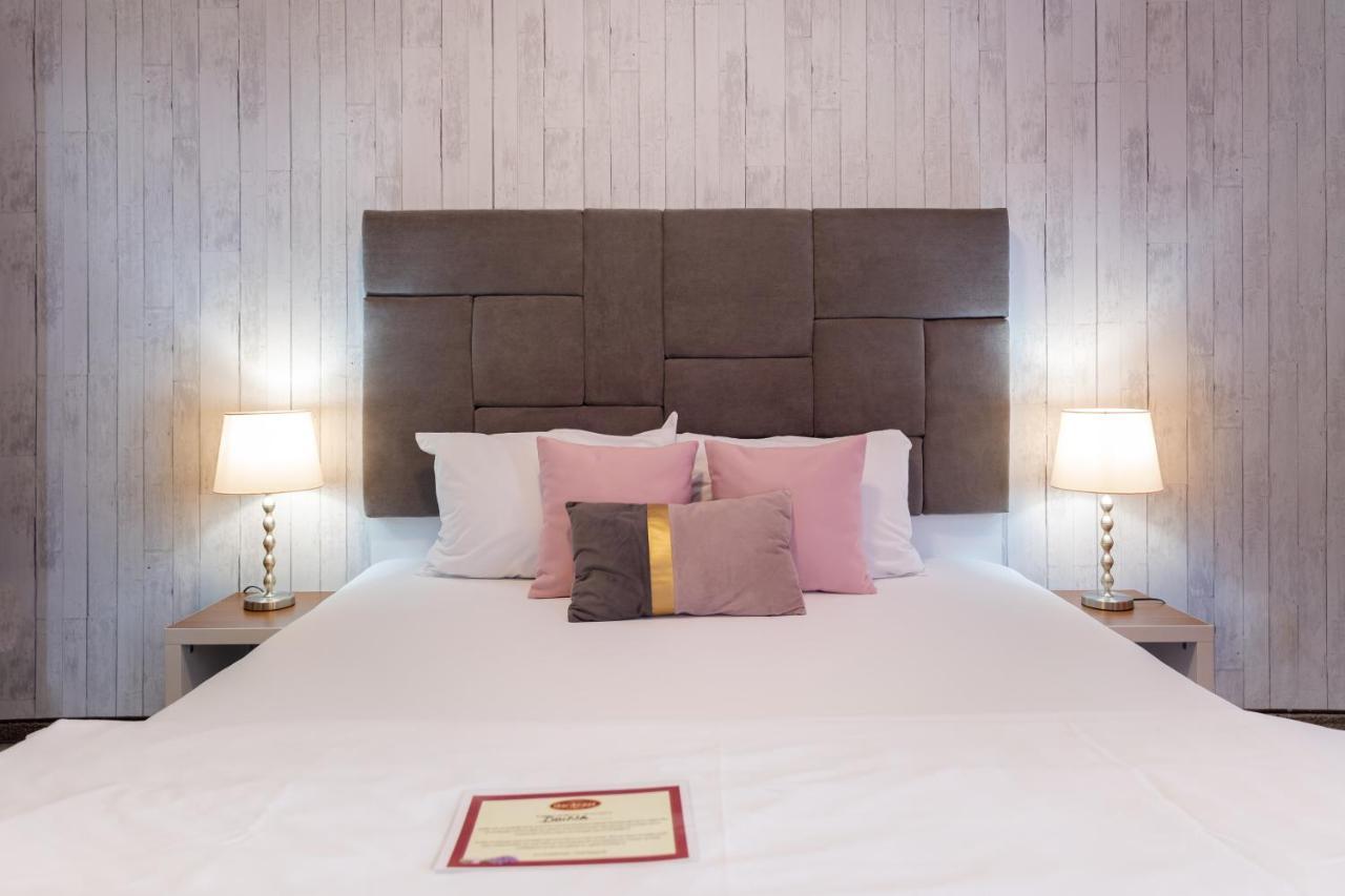 Hotel Bordeaux Галац Екстер'єр фото