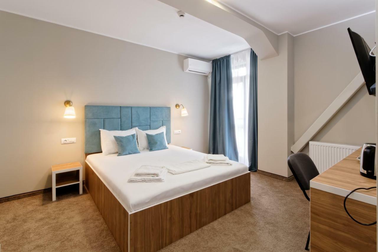 Hotel Bordeaux Галац Екстер'єр фото