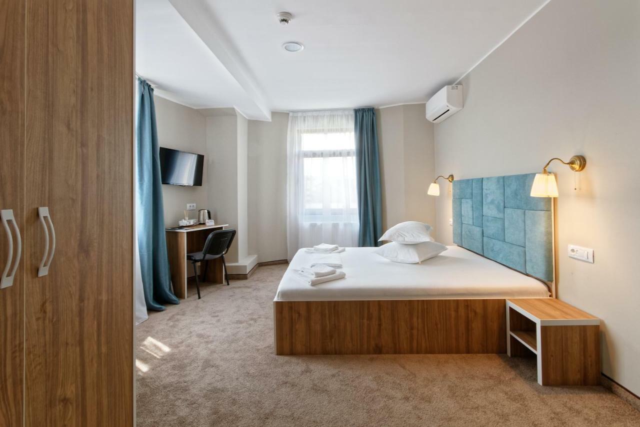 Hotel Bordeaux Галац Екстер'єр фото